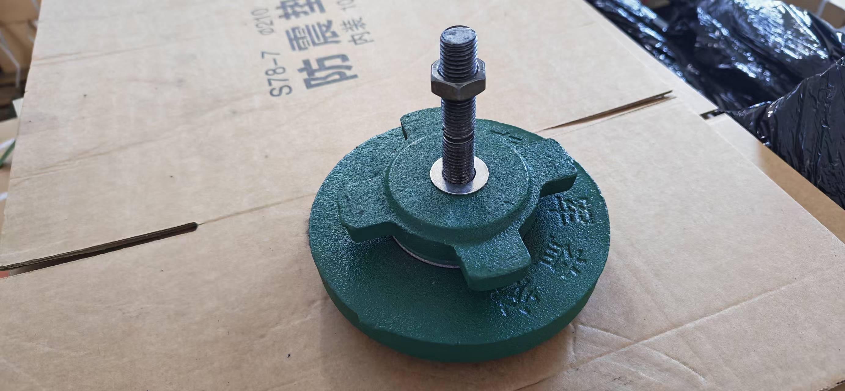 绿色铸铁调整垫铁实拍